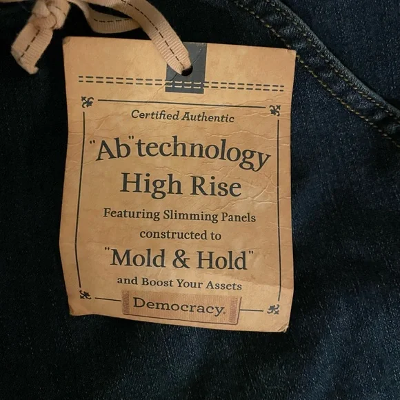Democracy Relaxed Fit Light Blue Jeans - Picture 4 of 9